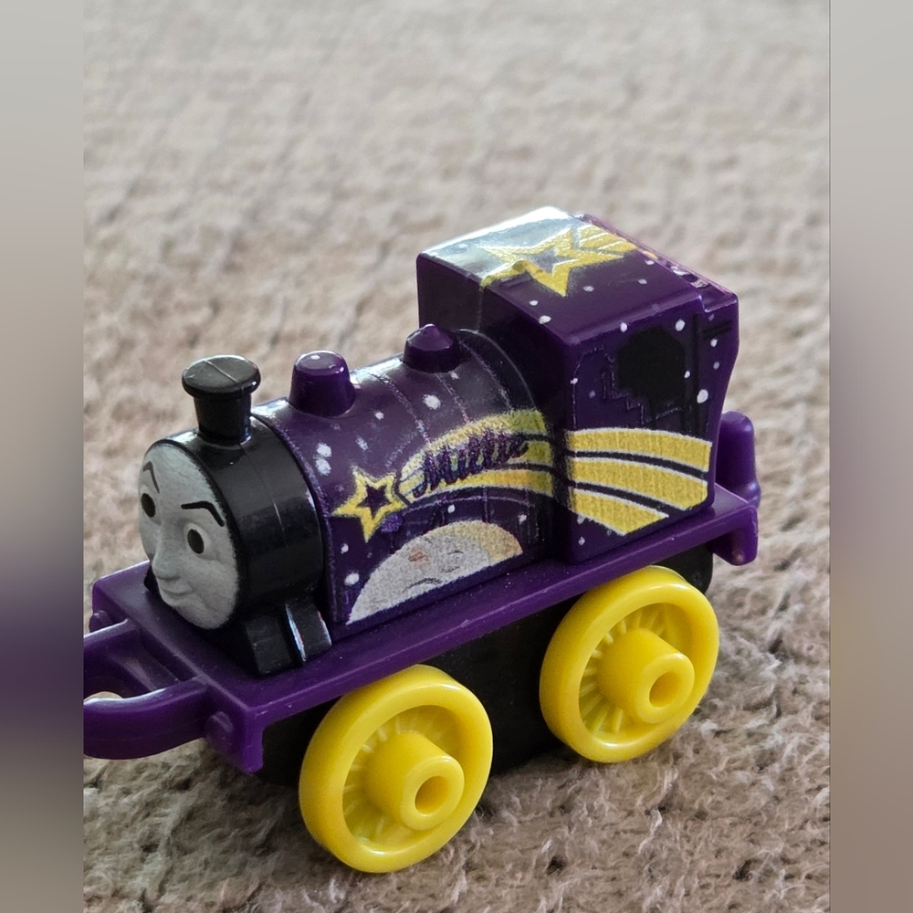 2014 Thomas & Friends Train Minis Tank Engine Night Time Millie J50D Preowned